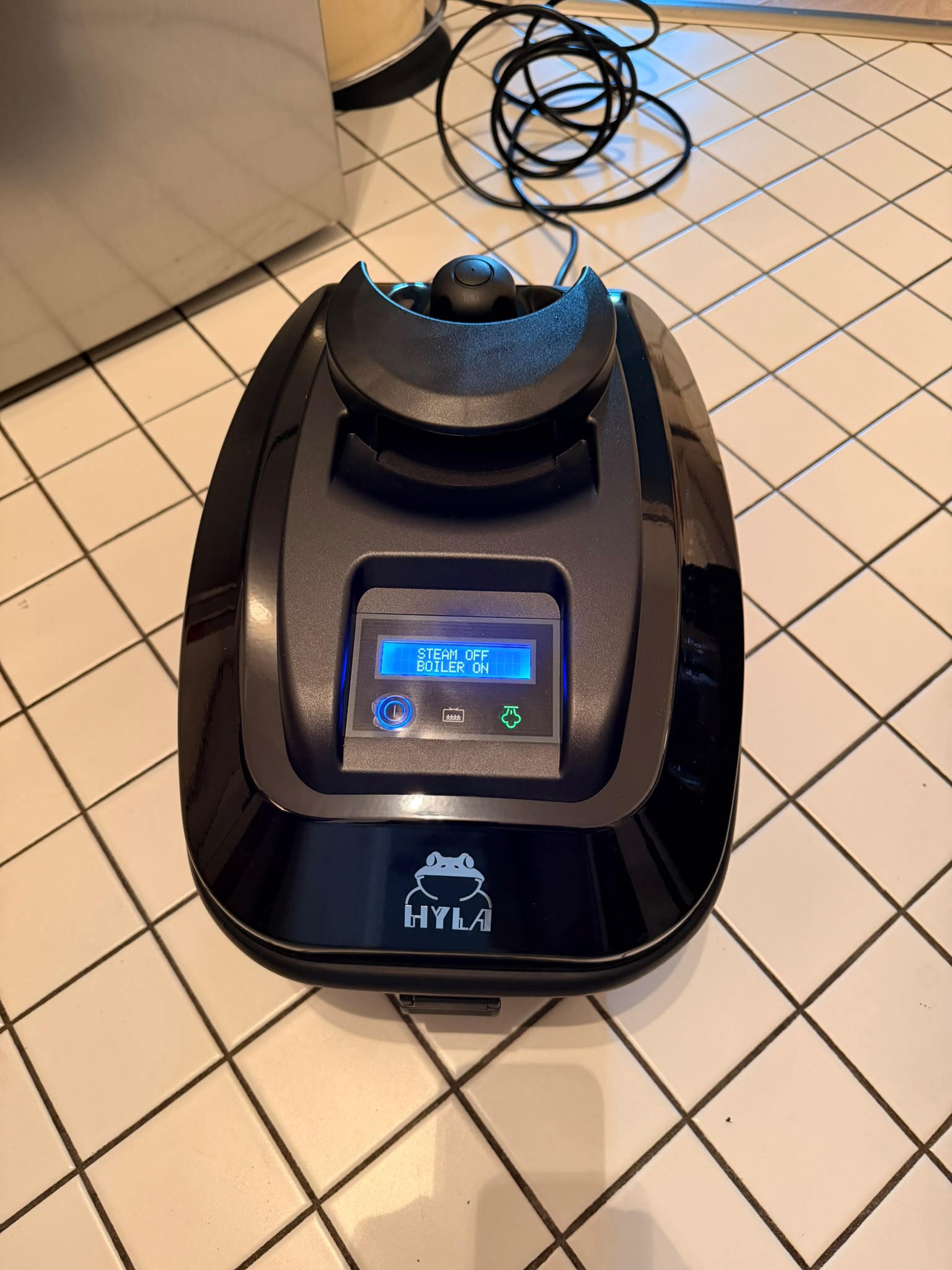 HYLA STEAMER VAPURE E11 Dampfreiniger von oben mit LCD-Anzeige